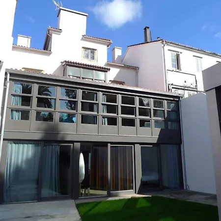 Blanco Turisticos Daire Santiago de Compostela